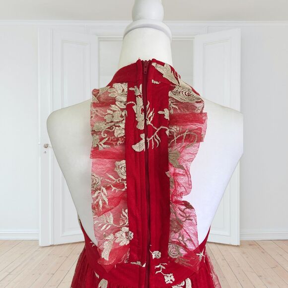 Voom by Joy Han dress. Red halter-style dress with intricate gold floral Size XS - Picture 3 of 9